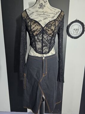 Black Lace Long-Sleeve Sheer Corset Top - Unbranded